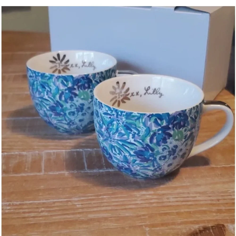 Lilly Pulitzer pair coffee mugs NWOT
